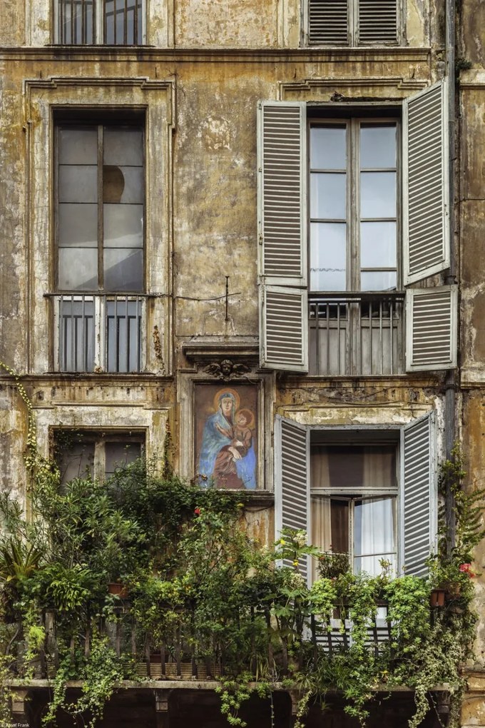 Poszter 30x45cm Régi épület Rómában, Assaf Frank