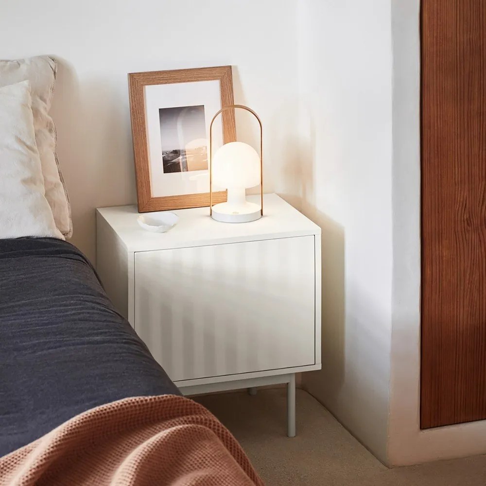 Fehér matt éjjeliszekrény Sierra – Teulat