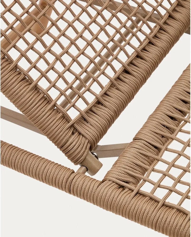 Barna tömörfa-fém kerti napozóágy Dandara – Kave Home