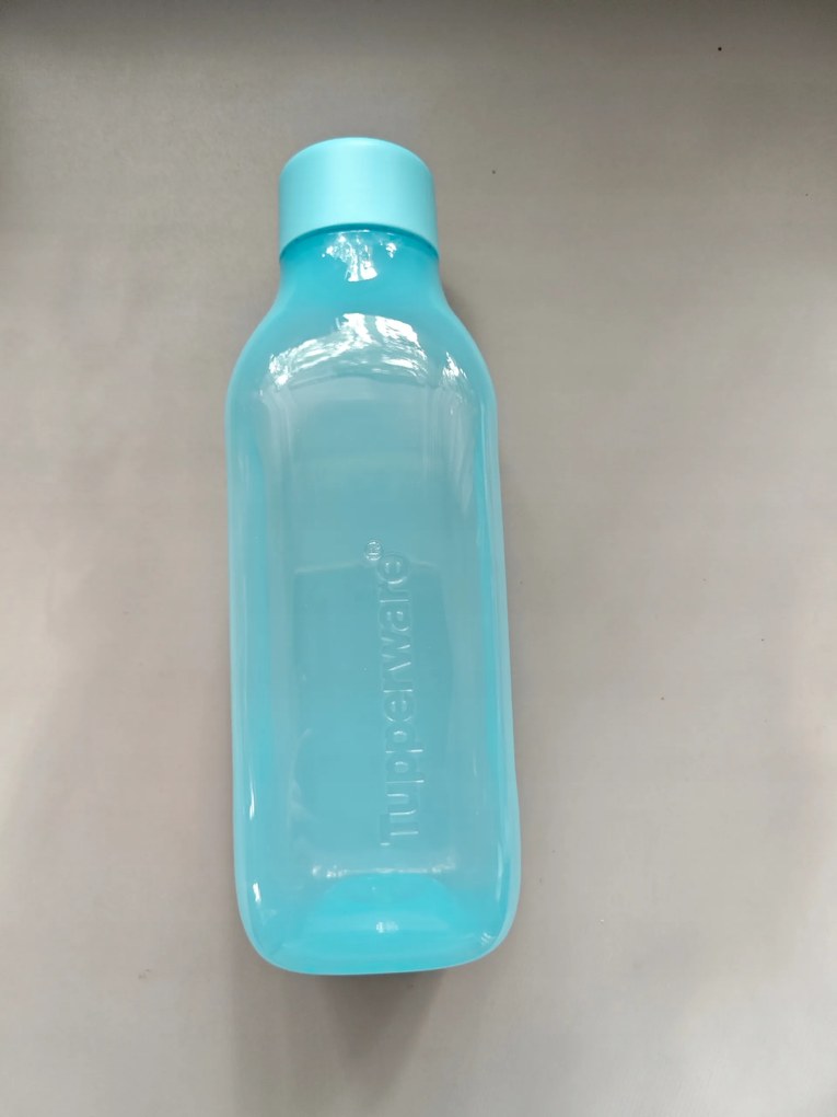 Tupperware Eco Aqua kulacs 1l szögletes kupak kék
