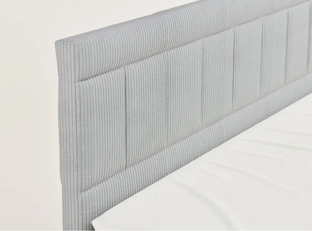 Szürke ágyneműtartós boxspring ágy 160x200 cm Caya – Maison de Rêve