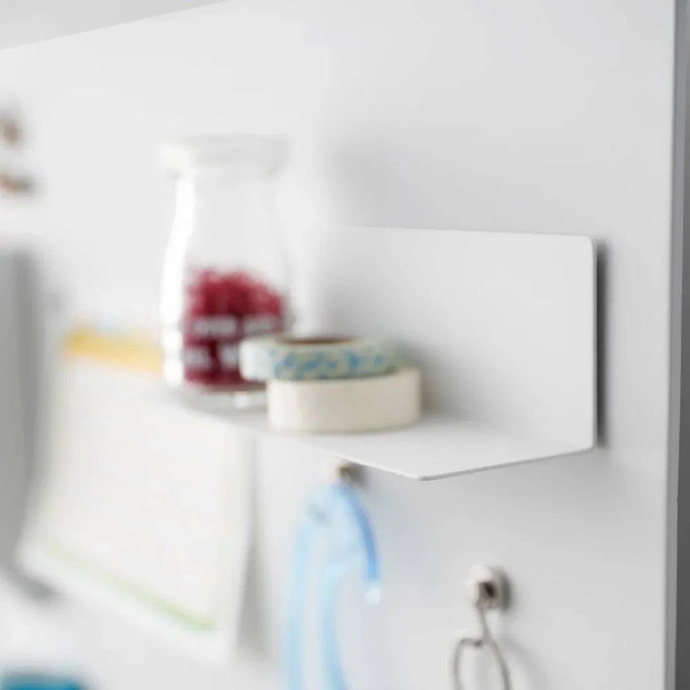 Mágneses üzenőfalra akasztható polc 20x6 cm Tower – YAMAZAKI