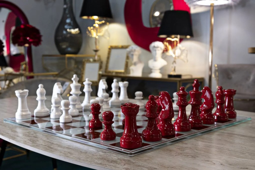 Classic Chess – piros-fehér sakk készlet üveg táblával 61X61X14 cm