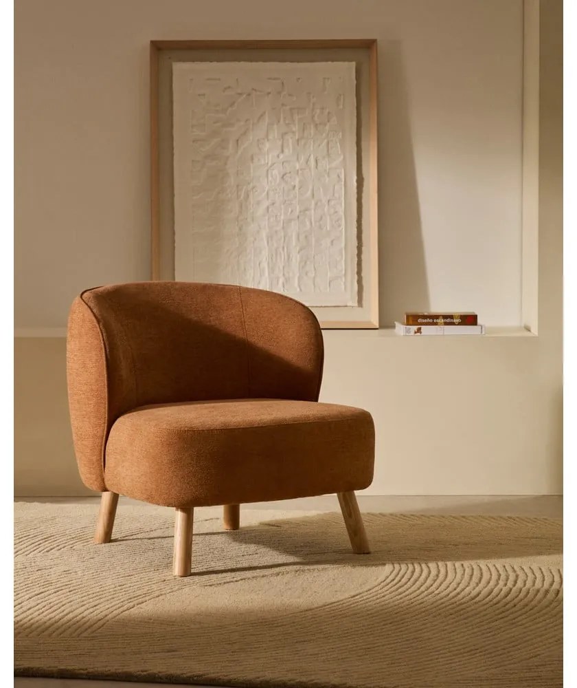 Terrakotta színű zsenília fotel Ulit – Kave Home