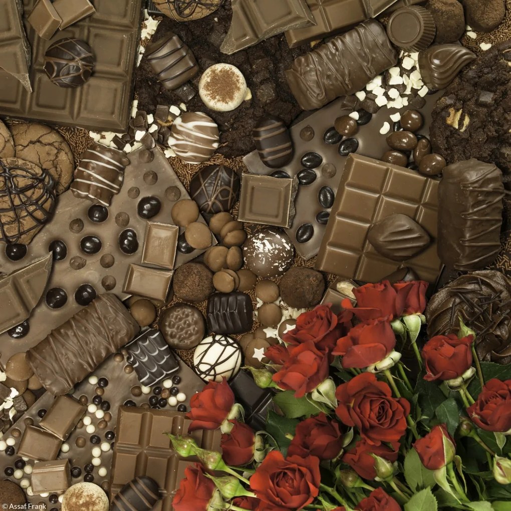 Poszter 20x20cm Csokoládék és kekszek vörös rózsákkal, Assaf Frank