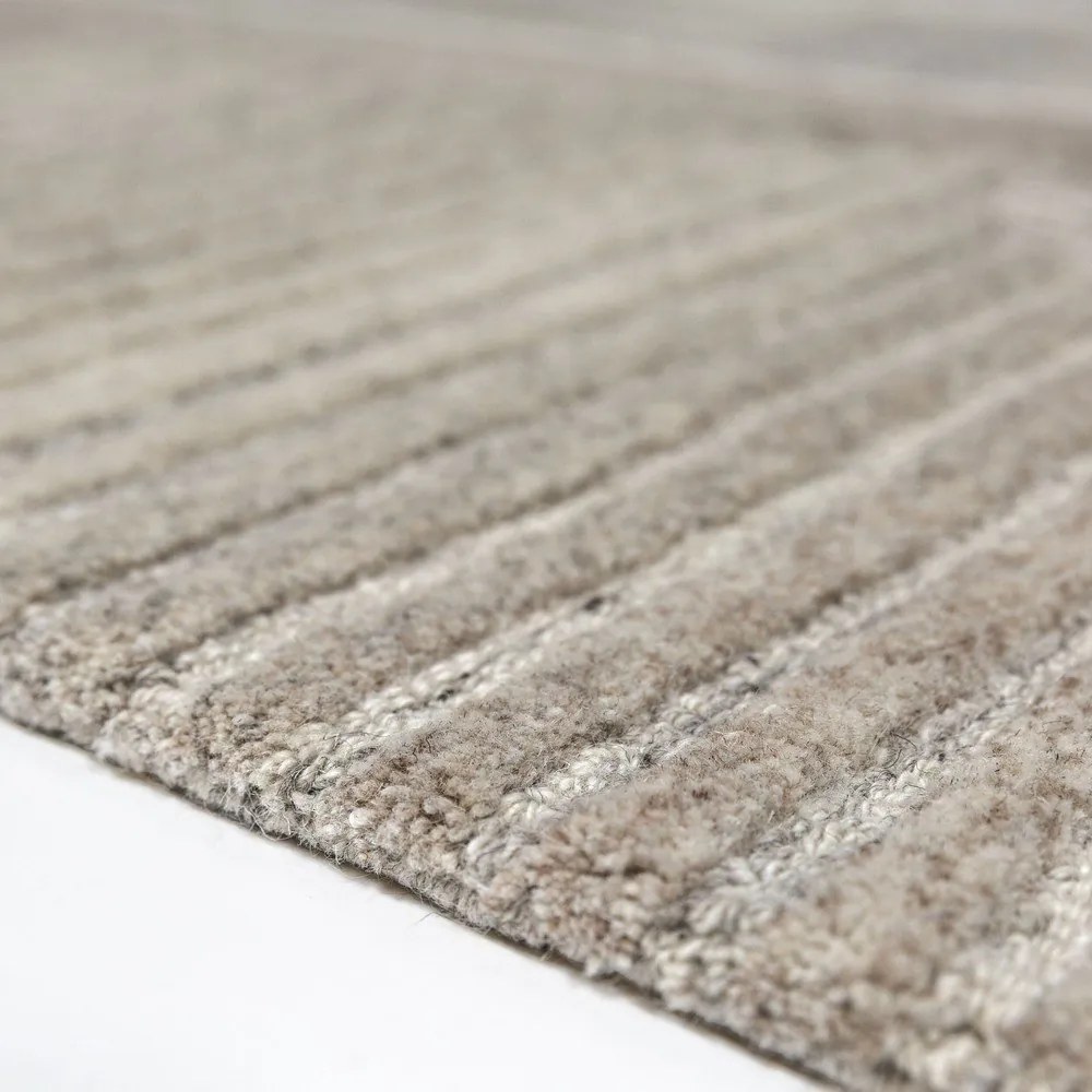 Szürkésbézs kézi szövésű gyapjú szőnyeg 140x200 cm Lira – Flair Rugs