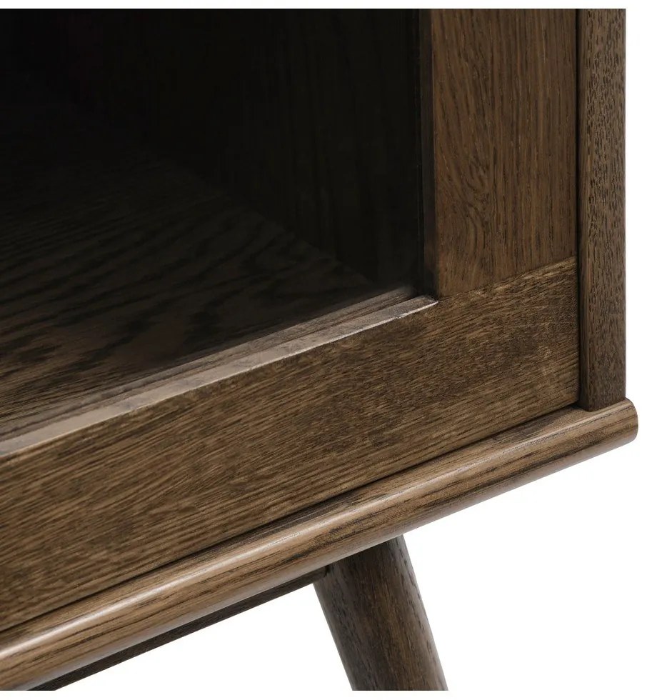 Sötétbarna tálalószekrény tolóajtóval, tölgyfa dekorral 110x160 cm Barrali – Unique Furniture