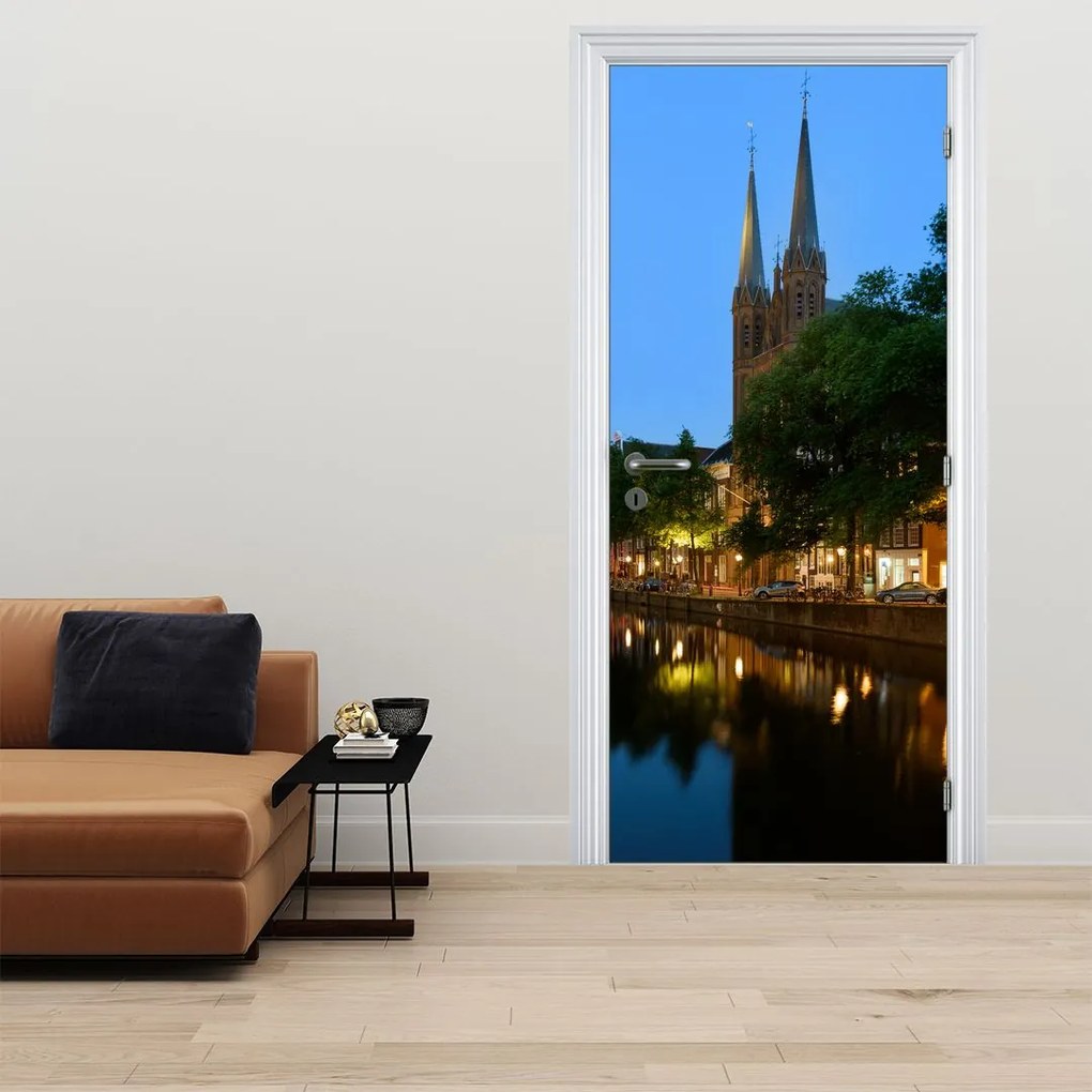 Fotótapéta ajtóra - éjszakai történelmi város (95x205cm)