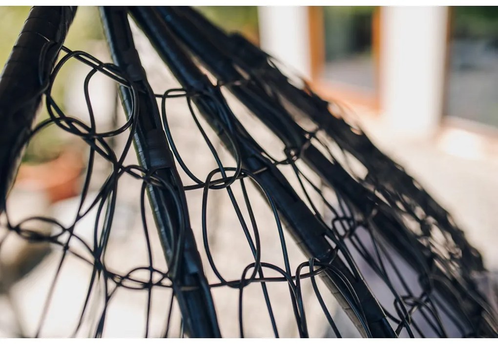 AKCIÓ Fekete függőszék KOKON állvány nélkül II. osztály