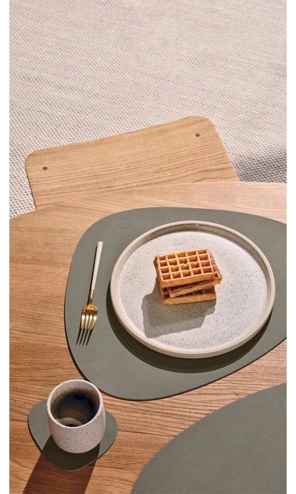 Öko bőr tányéralátét 37x44 cm Curve L Nupo – LIND DNA