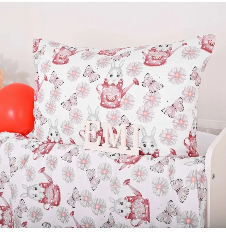 EMI Nyuszi gyermek ágyneműhuzat, A standard egyszemélyes ágy szett tartalma: 1x 140x200 + 1x 70x90