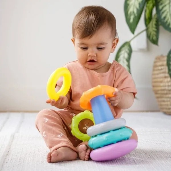 Infantino - Játékkészlet BOX OF CHEER