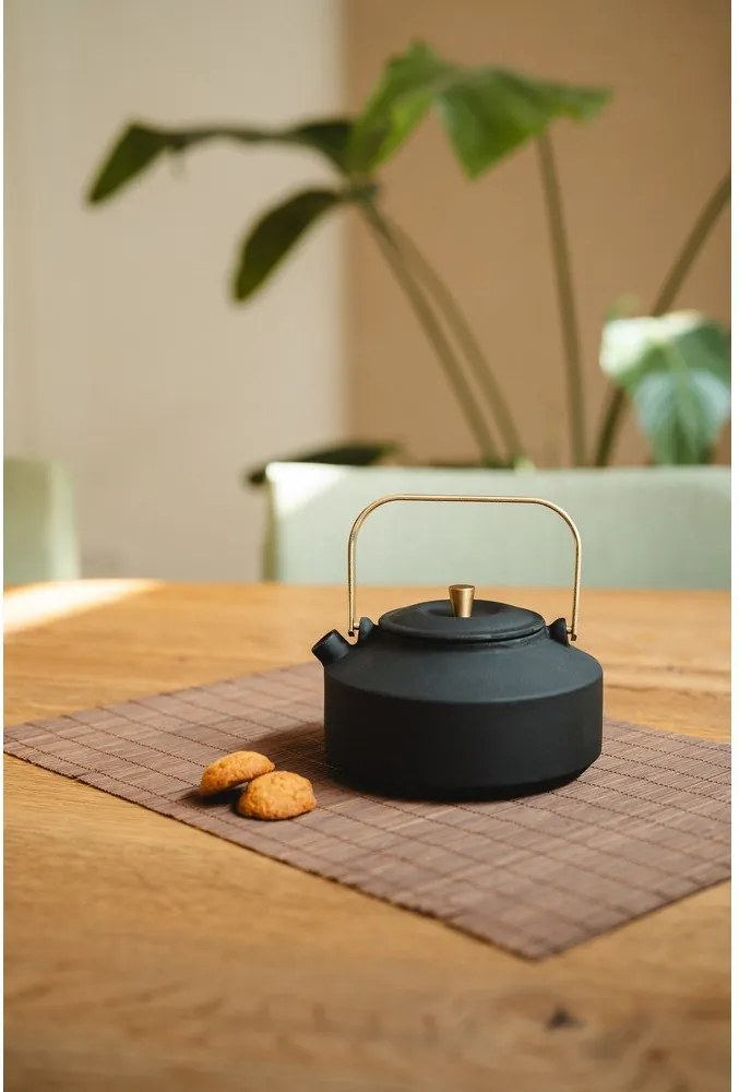 Fekete öntöttvas teáskanna szűrővel 1 l Shangdong – Bredemeijer