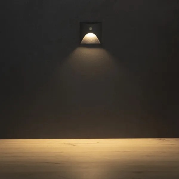 Kanlux 39131 - EXIN LED lépcsővilágító szenzorral, 2,5 W/230 V, 3000 K, IP65, antracit, szögletes