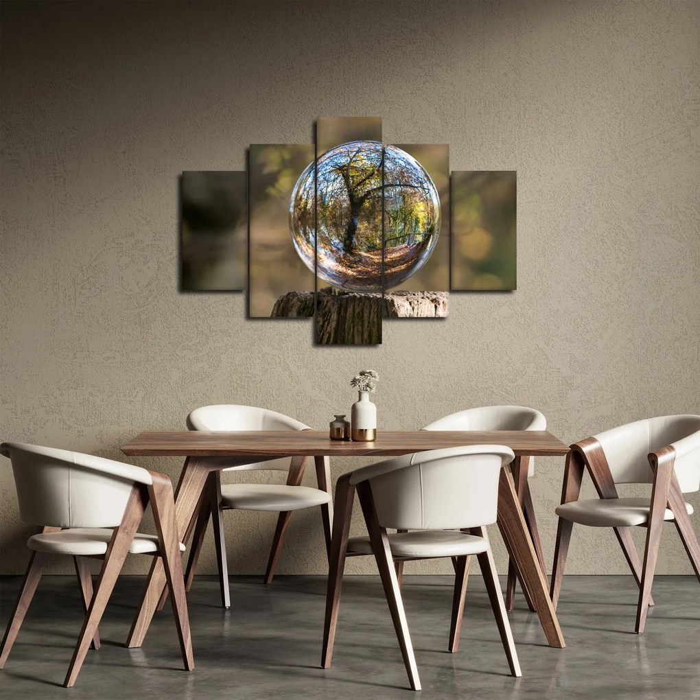 Kép - Tükröződés az üveggömbben (150x105 cm)