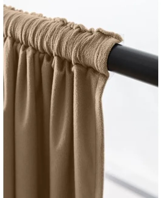 Bézs sötétítő függöny VELVET 140x270 cm Felfüggesztés: Hullámos sínszalag