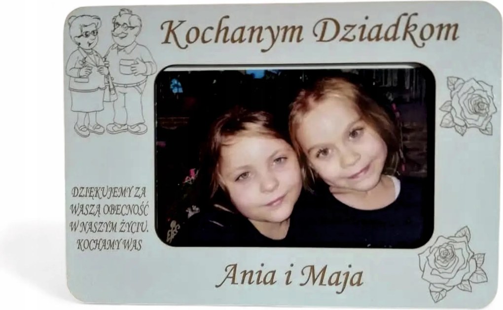 Személyre szabott képkeret nagyszülőknek – egyedi ajándék unokáktól