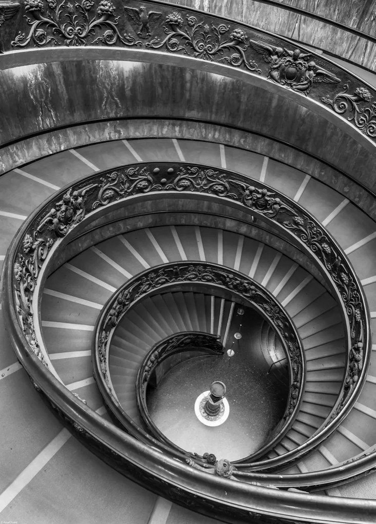 Poszter 39,5x55cm Spirállépcső a Vatikáni Múzeumban, Assaf Frank