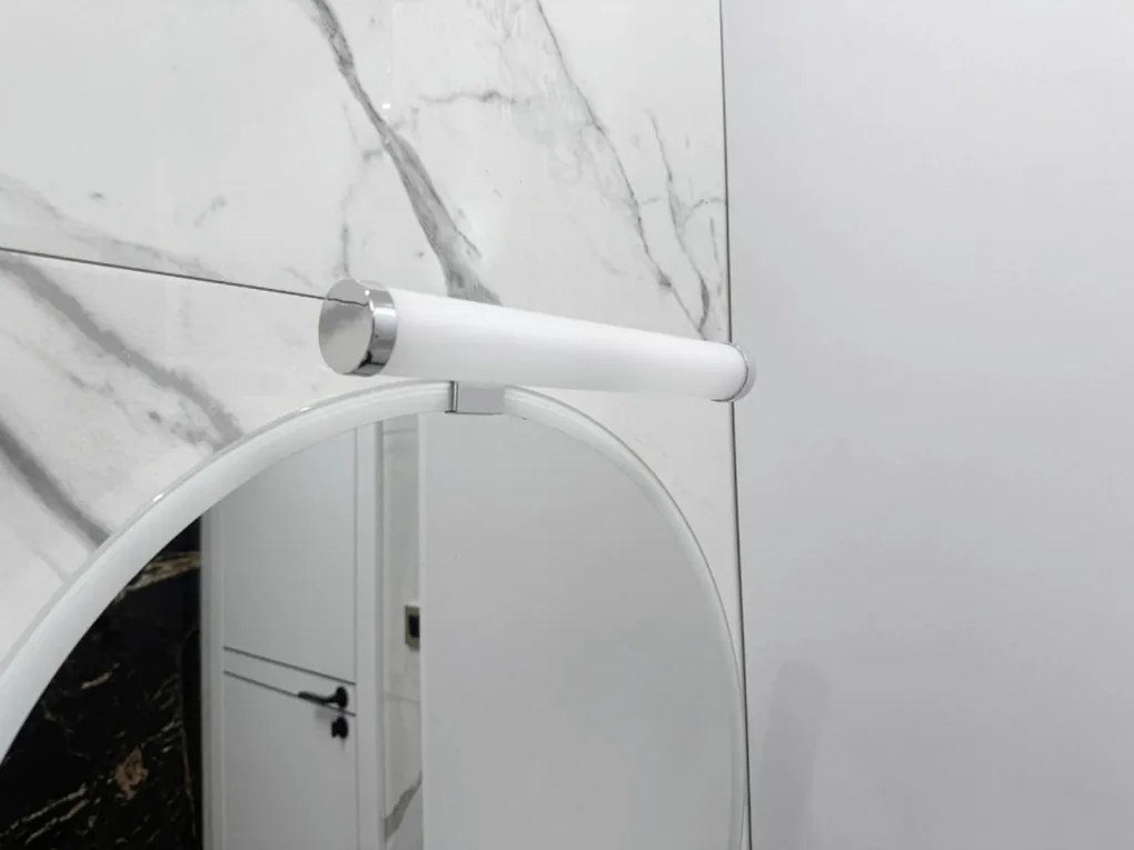 LED fürdőszobai lámpa 8W / IP44 / 300 / 4000K - LNL7720/CH