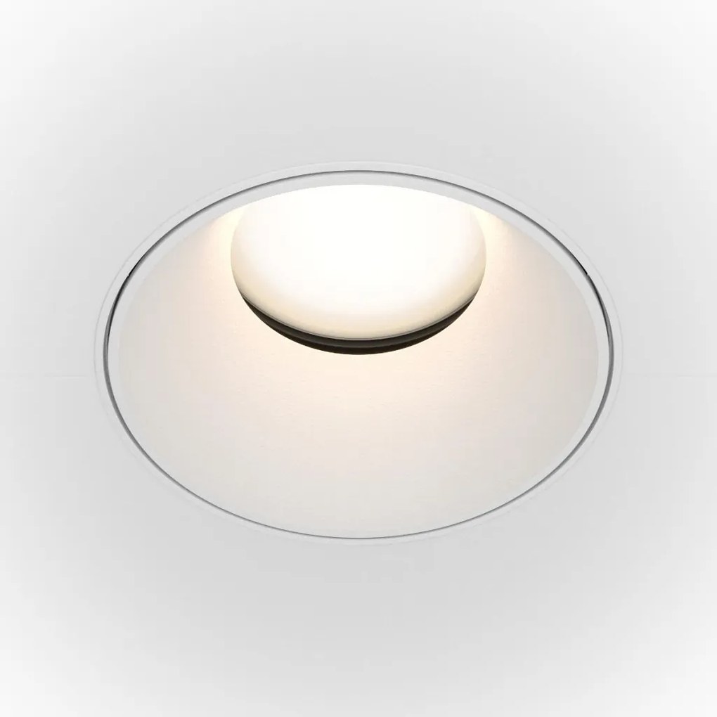 Fehér színű mennyzetbe építhető lámpa-ONE-LIGHT-10105D4