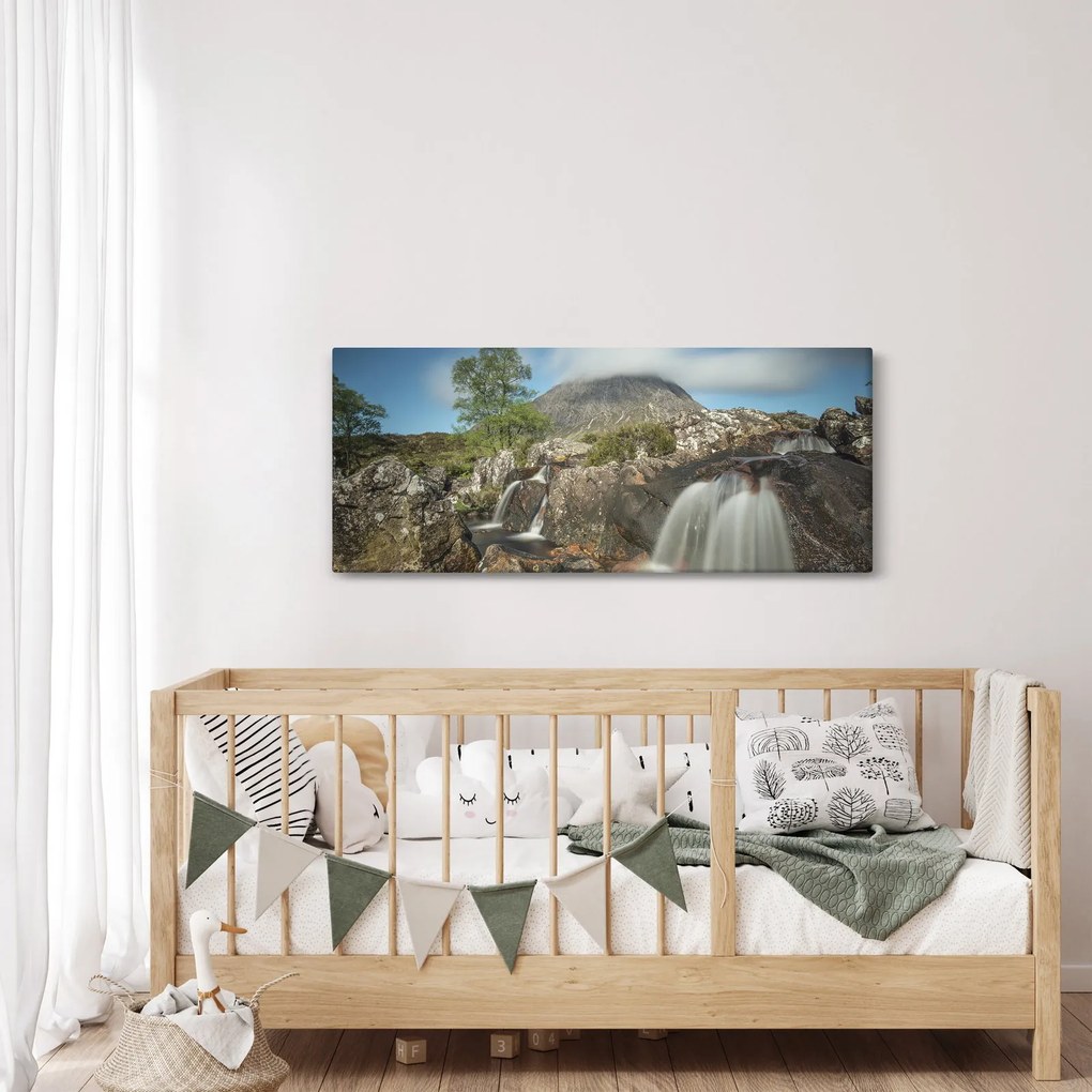 Vízesések és hegyek képe (120x50 cm)