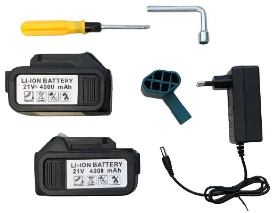 Akkus 8&quot;-os kézi mini fűrész NAKIDA HT-6602-2 olajkenéssel + 2x akkumulátor + 2x lánc + koffer