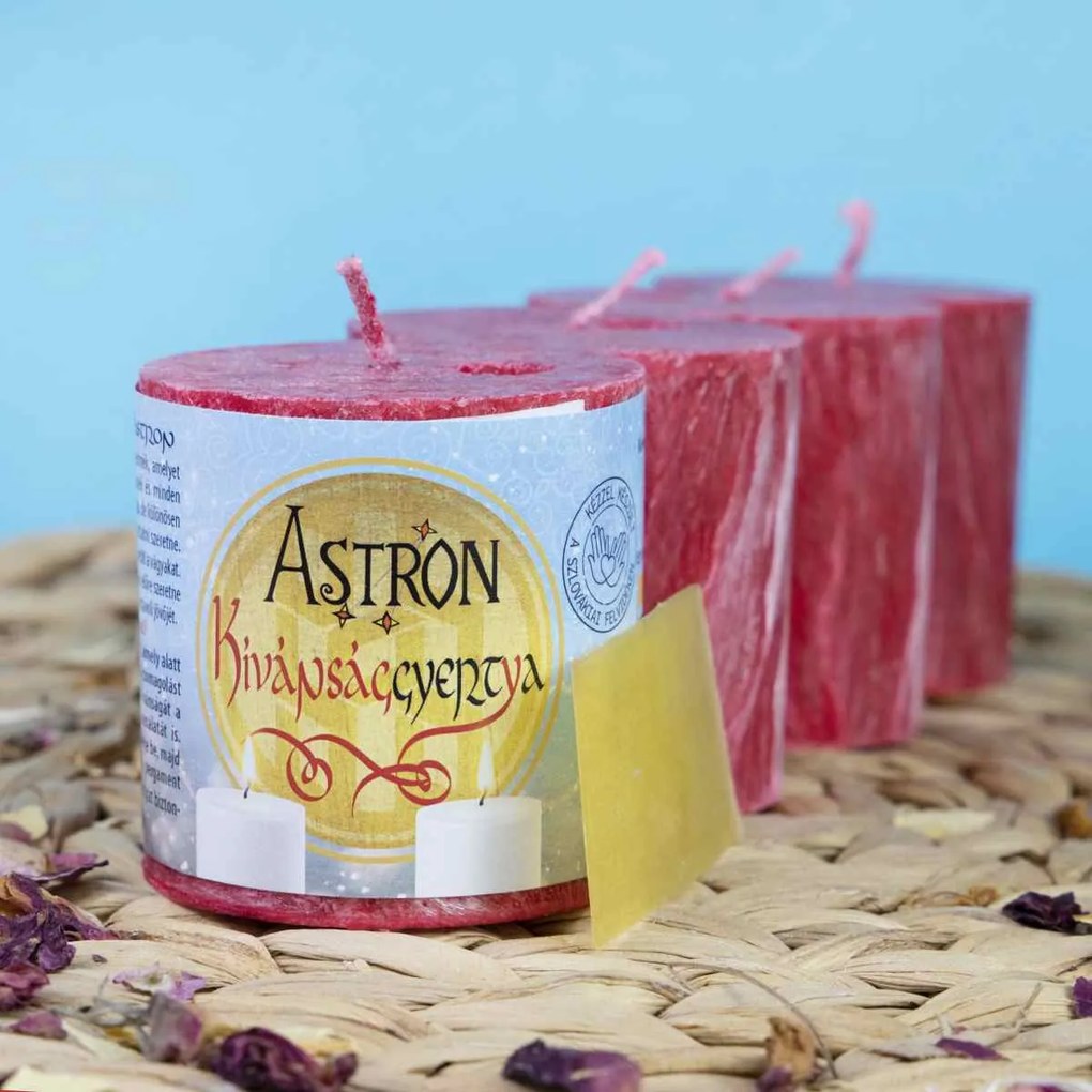Astron Kívánsággyertya 4x – Henger 5,5 cm - családi csomagolás - piros (C1)