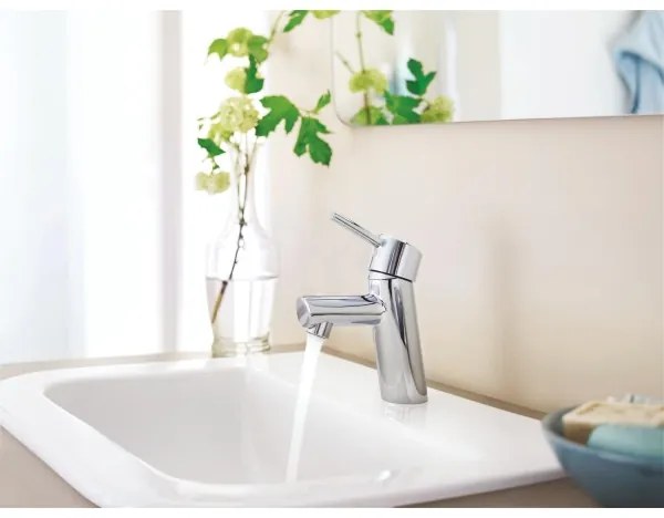 GROHE 32204001 - CONCETTO mosdócsaptelep DN 15 fényes króm