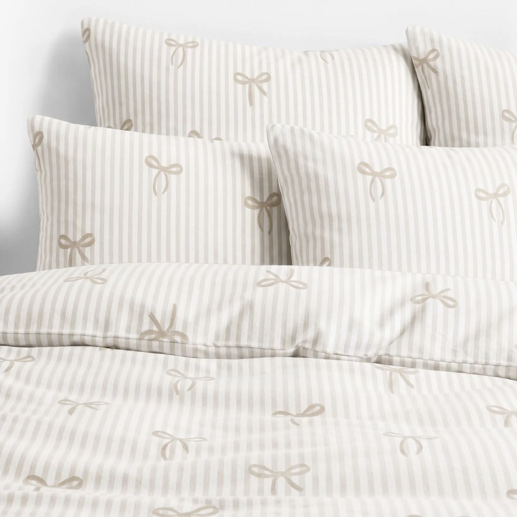 Goldea flanel ágyneműhuzat - latte masnik és csíkok 220 x 200 és 2db 70 x 90 cm