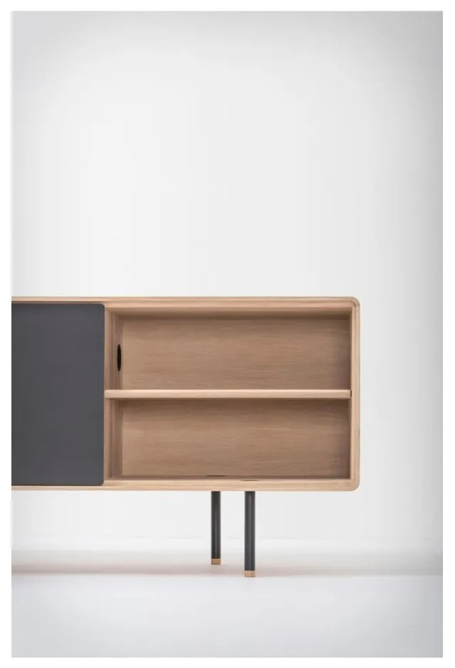 Fekete-natúr színű tölgyfa TV-állvány 180x64 cm Fina – Gazzda
