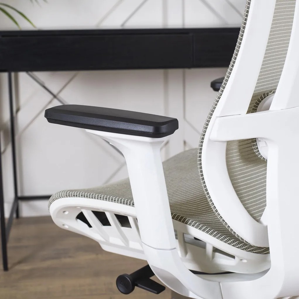 Bézs Irodai Forgószék SKY