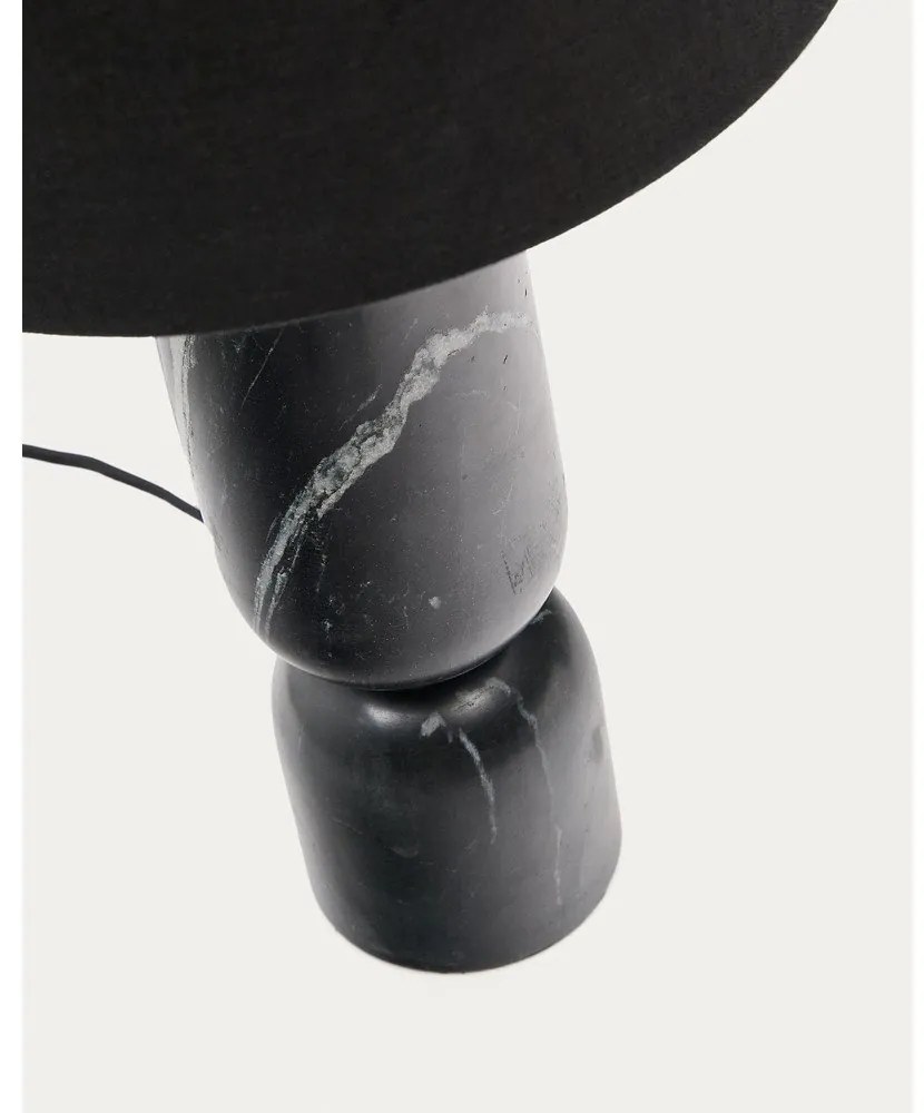 Fekete márvány asztali lámpa textil búrával (magasság 57 cm) Vex – Kave Home