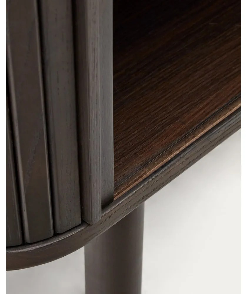 Sötétbarna szekrény tolóajtóval kőrisfa dekorral 110x140 cm Mailen – Kave Home