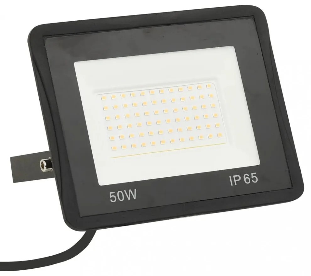 2 db meleg fehér fényű LED-es reflektor 50 W