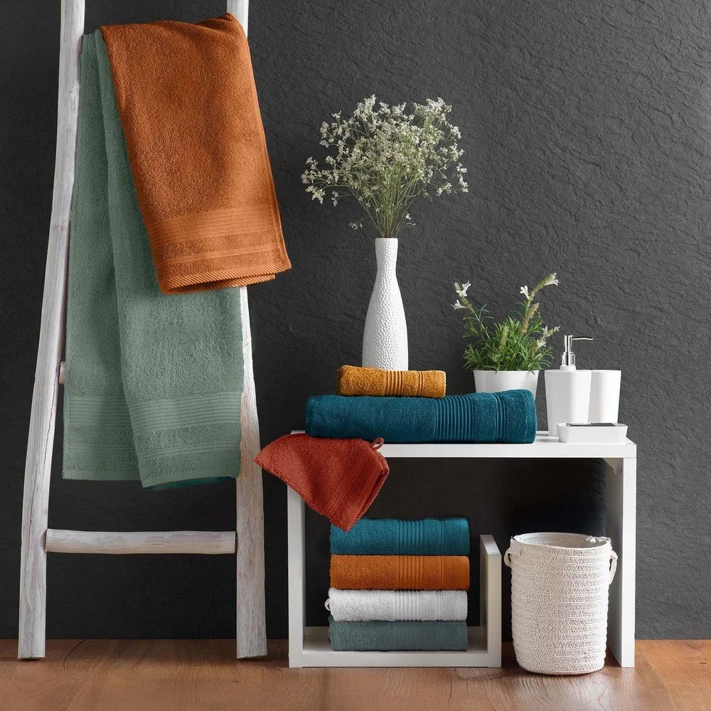 Terrakotta színű frottír pamut törölköző 50x90 cm Tendresse – douceur d'intérieur