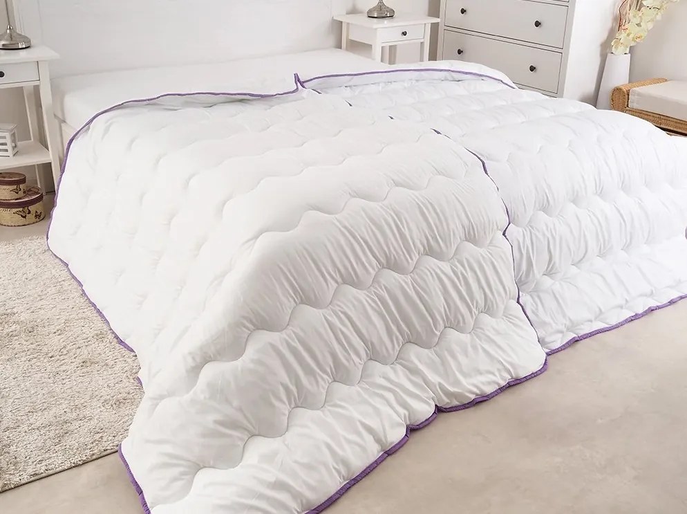 Egész éves steppelt takaró BELLA LAVENDER 140x200 cm, fehér