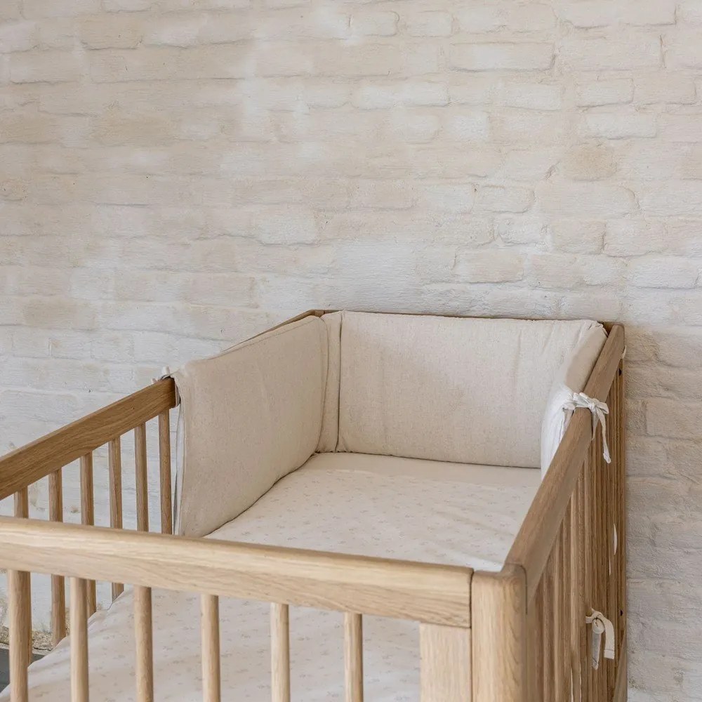 Natúr színű tölgyfa babaágy állítható magassággal 60x120 cm Forrest – Vipack
