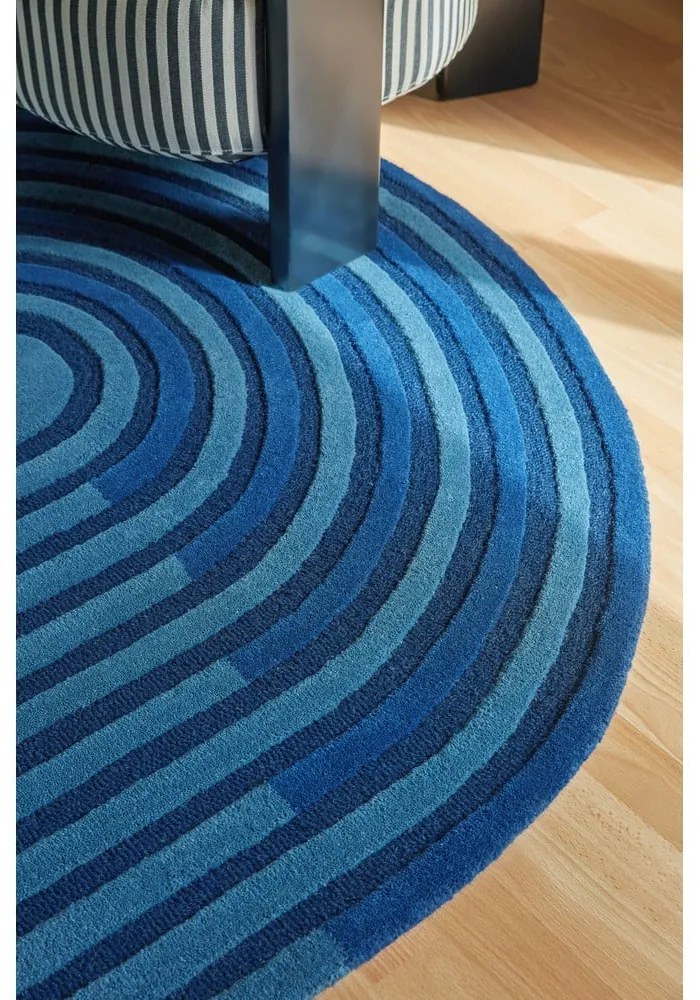 Sötétkék kézi szövésű gyapjú szőnyeg 150x240 cm Conway Retro – Flair Rugs