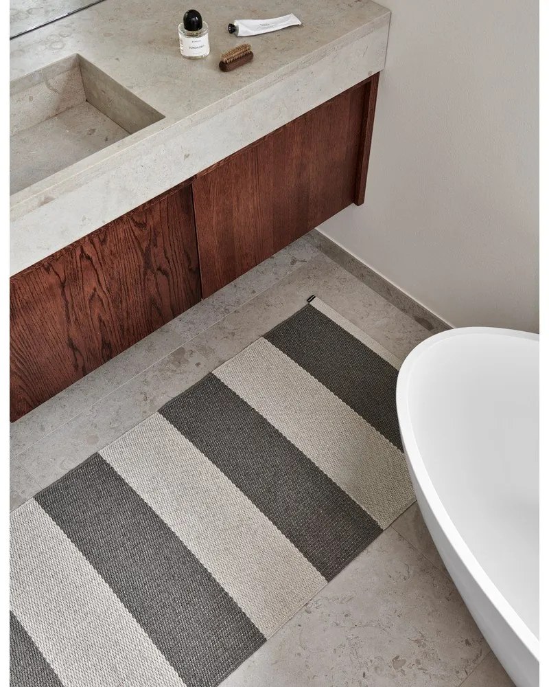 Antracitszürke-krémszínű kültéri-beltéri futószőnyeg 70x225 cm Bob Charcoal Linen – Pappelina