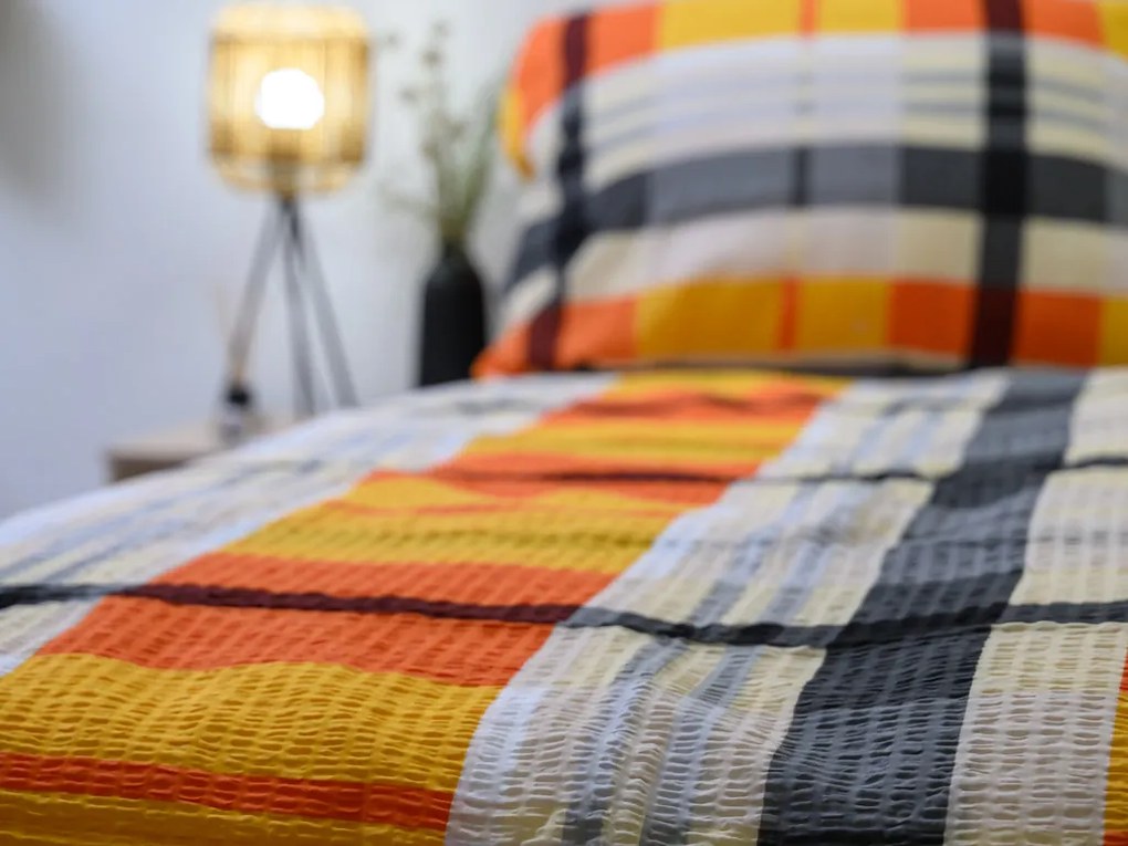 Renforcé pamutból készült krepp ágynemű ORANGE KUBE színes Ágyneműhuzat mérete: 70 x 90 cm | 140 x 200 cm