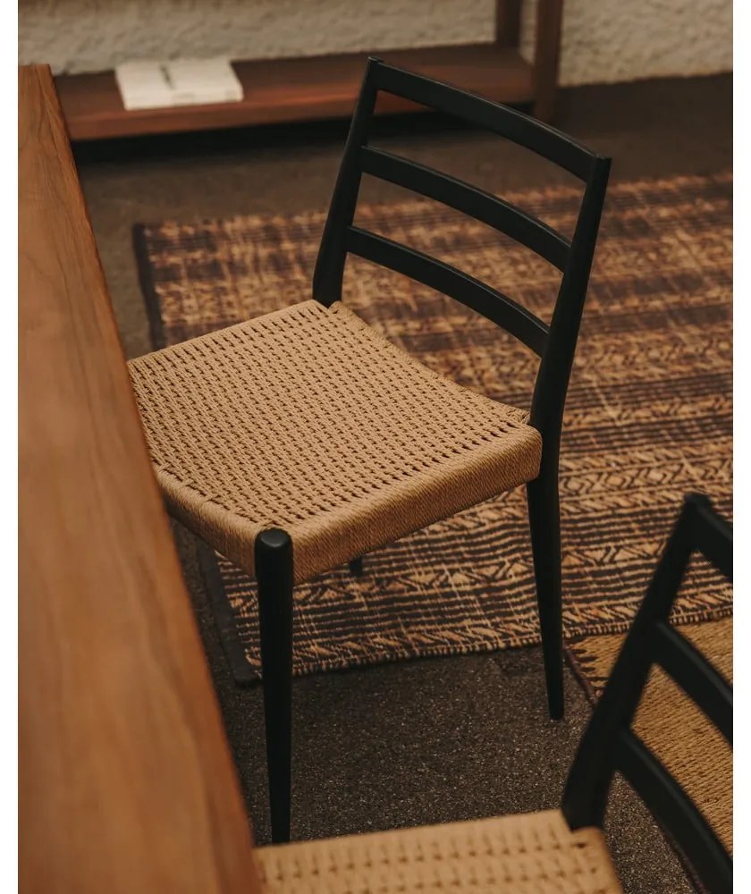 Fekete-natúr színű tölgyfa étkezőszék szett 2 db-os Analy – Kave Home