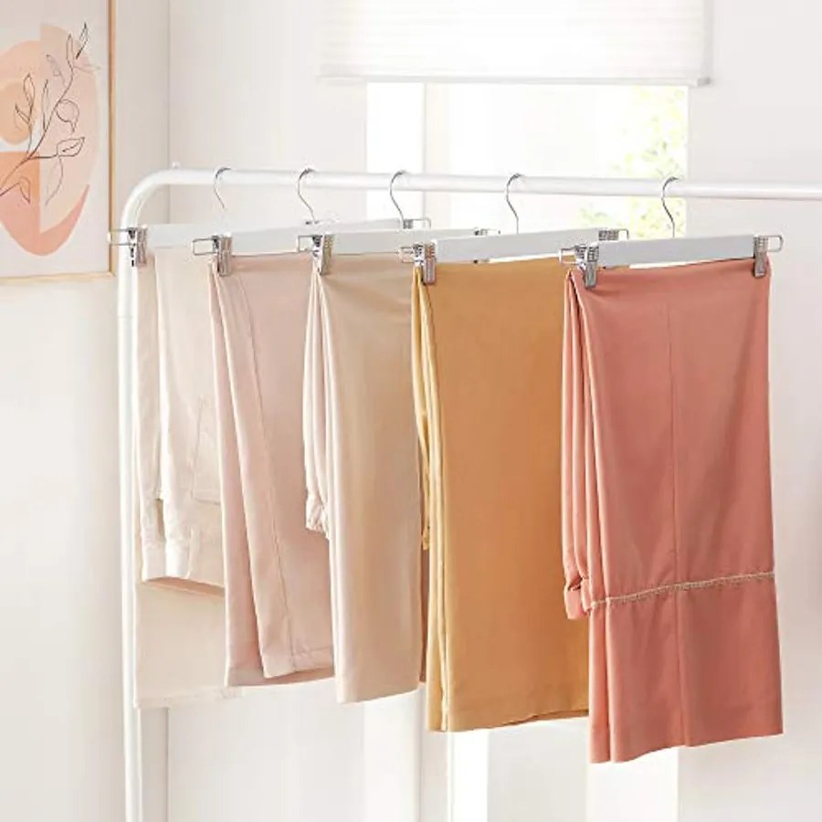 8db fából készült nadrág akasztók, állítható, fehér