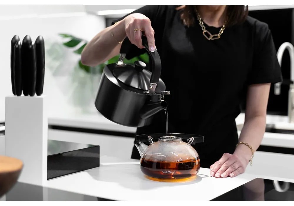 Diamante fekete vízforraló kanna, 1,5 l - Vialli Design