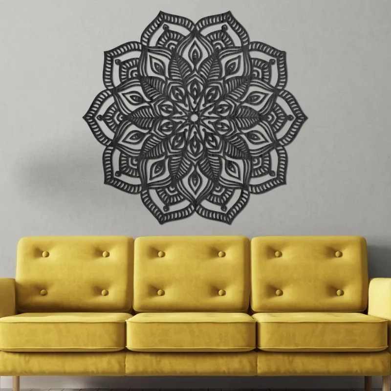 Fából készült mandala a falon | COUNESS