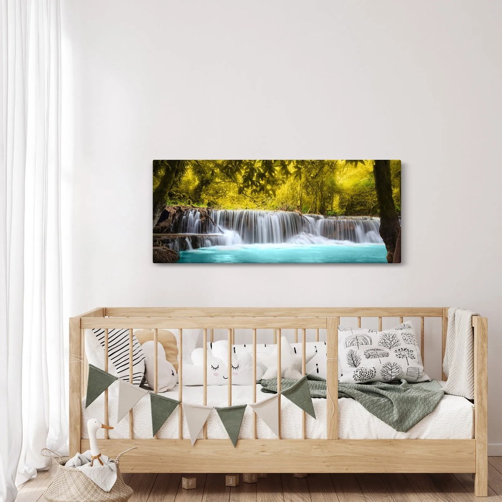 Kép - Vízesés, élénk színekkel (120x50 cm)
