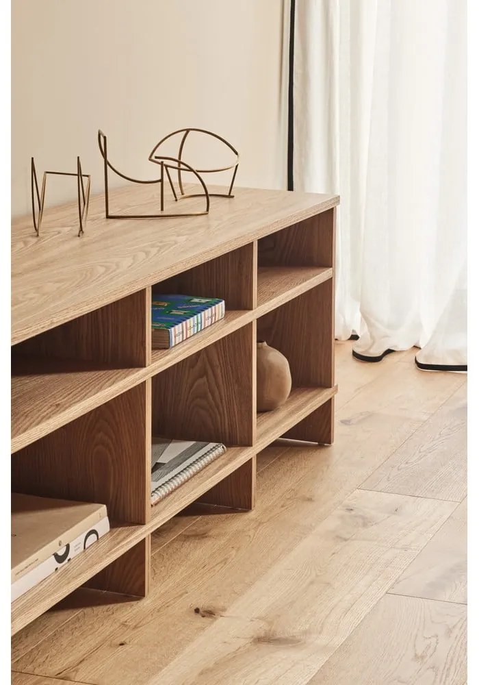 Natúr színű TV-állvány tölgyfa dekorral 180x50x40 cm Inari – Teulat