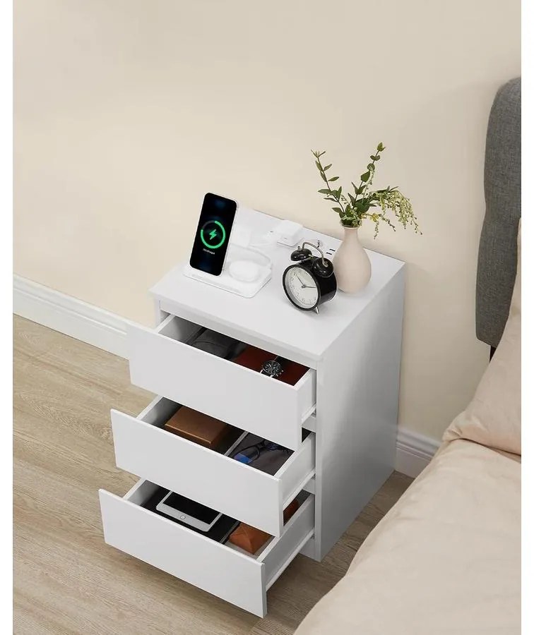 VASAGLE éjjeliszekrény 2 darabos szett, 2 hálózati aljzattal és 2 USB-porttal, fehér színben