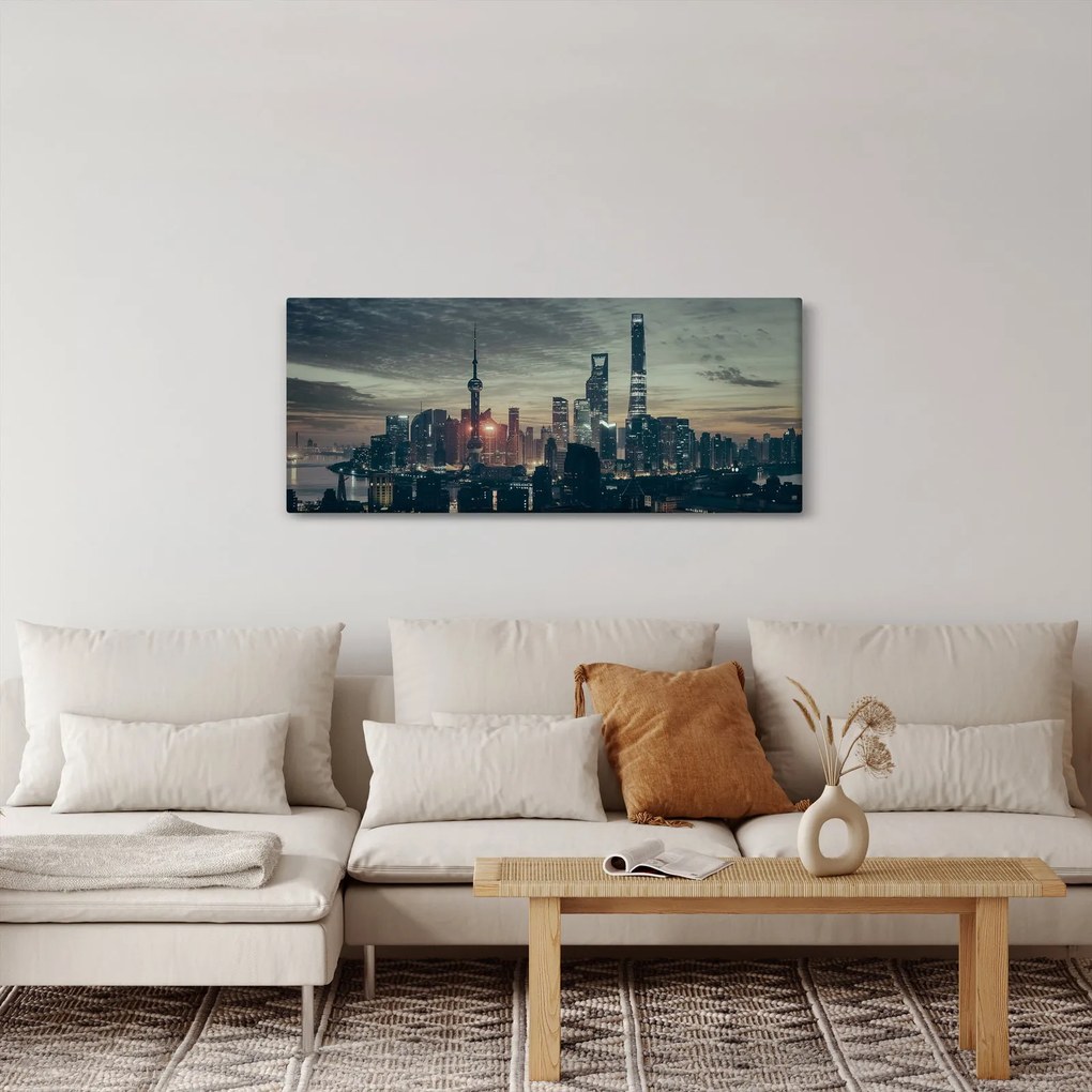 Város képe alkonyatkor (120x50 cm)