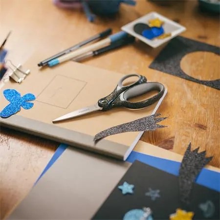 Olló, iskolai, 18 cm, FISKARS, csillámos fekete (IF1067859)