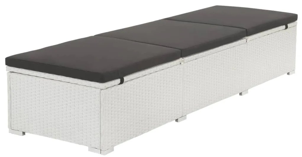 Fehér polyrattan napozóágy fekete párnával